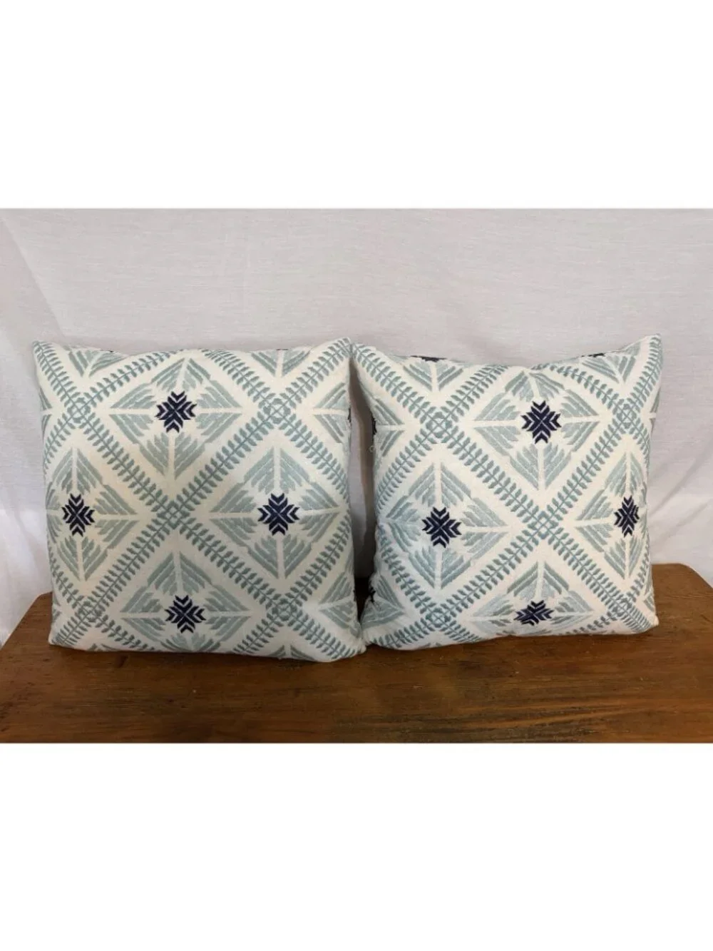 2 Envogue Seafoam Green Cream Navy Blue Embroidered 18X18 BOHO Throw Pillows